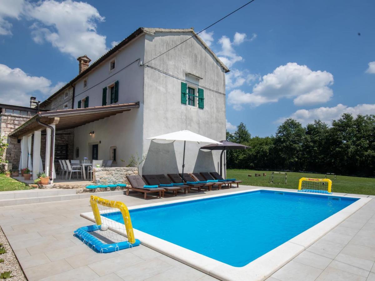 Holiday Home Marija - Roj422 By Interhome Zminj ภายนอก รูปภาพ